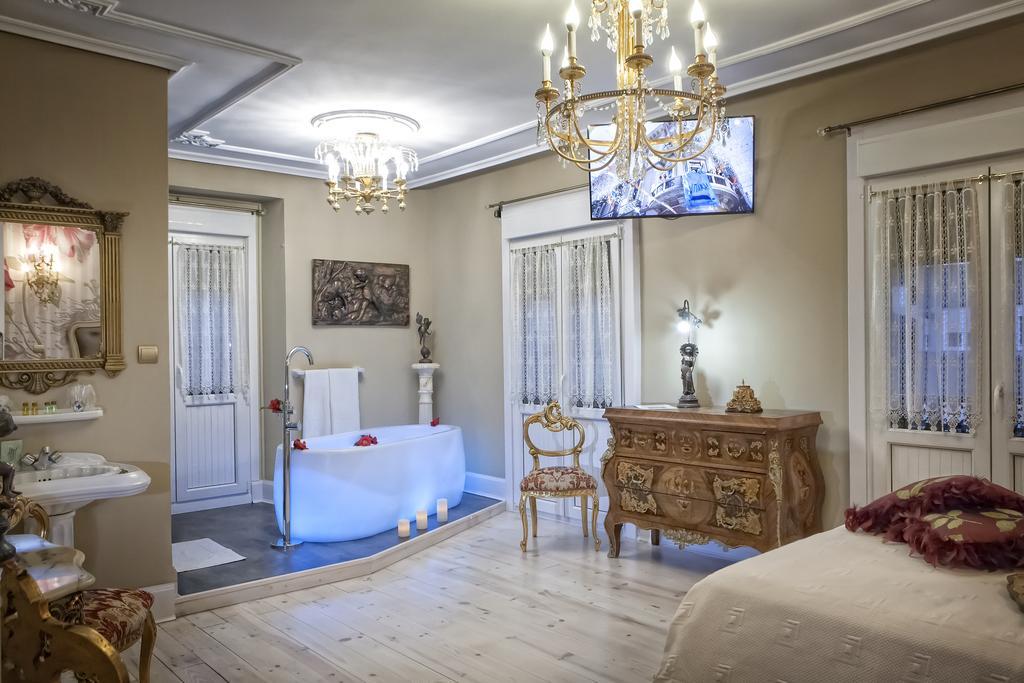 Hostal Boutique Puerta Del Sol Торрелавега Номер фото
