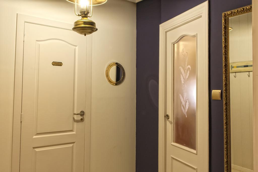 Hostal Boutique Puerta Del Sol Торрелавега Экстерьер фото